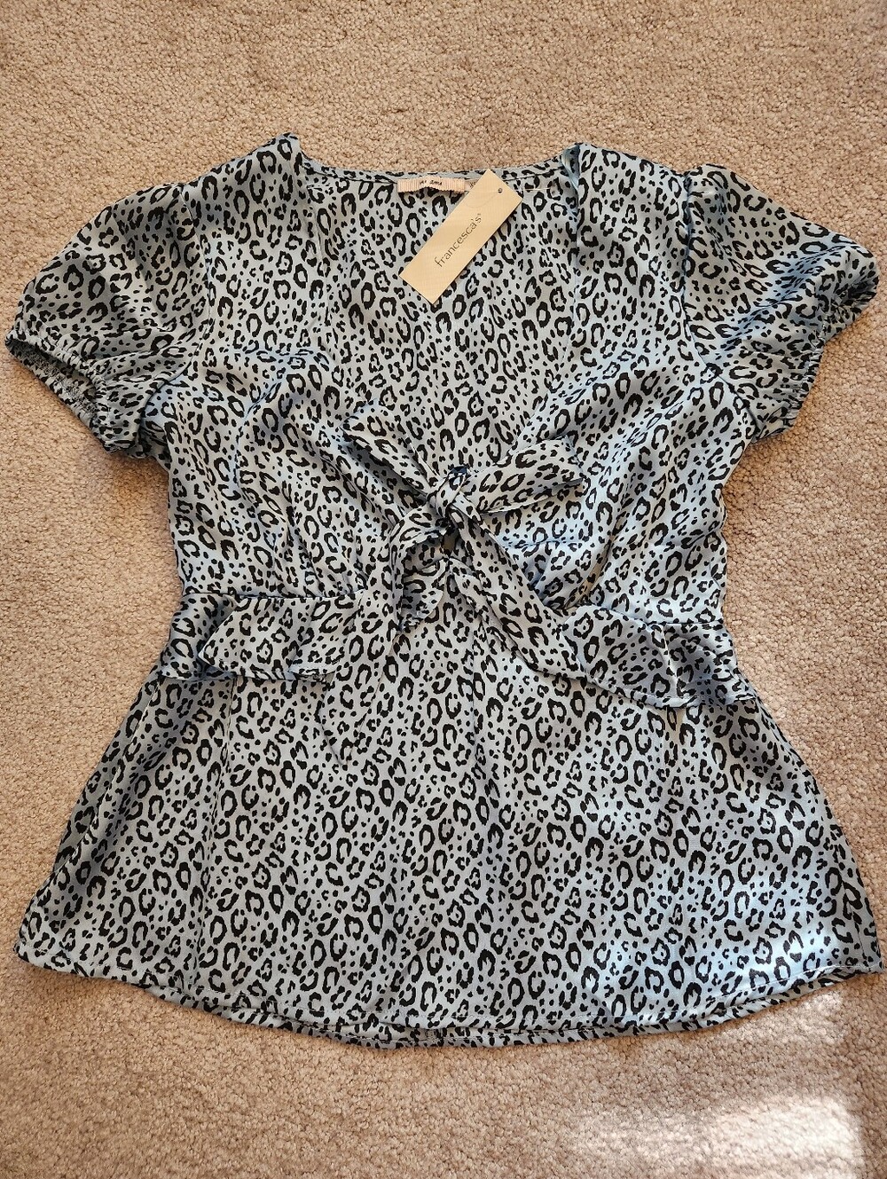 New Francesca's Blue Leopard Top XS